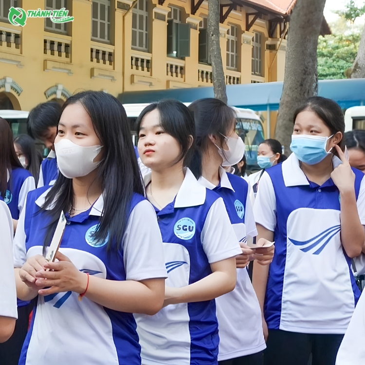ao-dong-phuc-cac-truong-dai-hoc_(85)