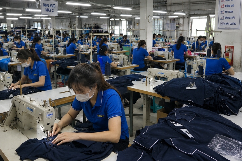 may-dong-phuc-quan-1_(8)