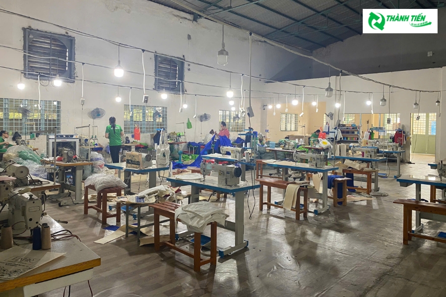 may-dong-phuc-quan-tan-phu_(2)_(1)